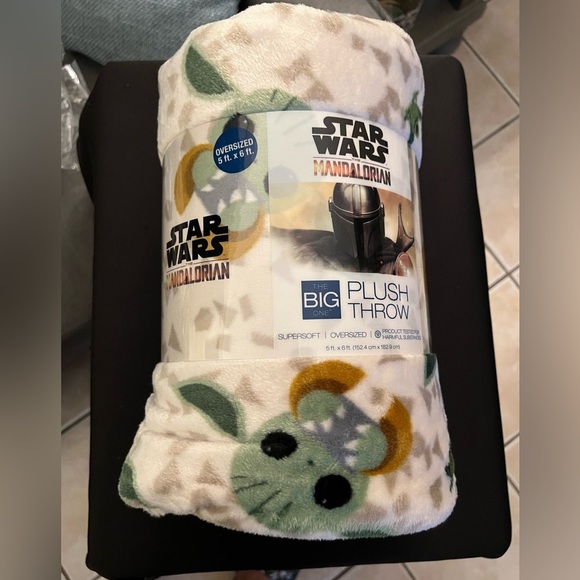 Star Wars Oversized Supersoft Printed Plush Throw - Picture 5 of 5